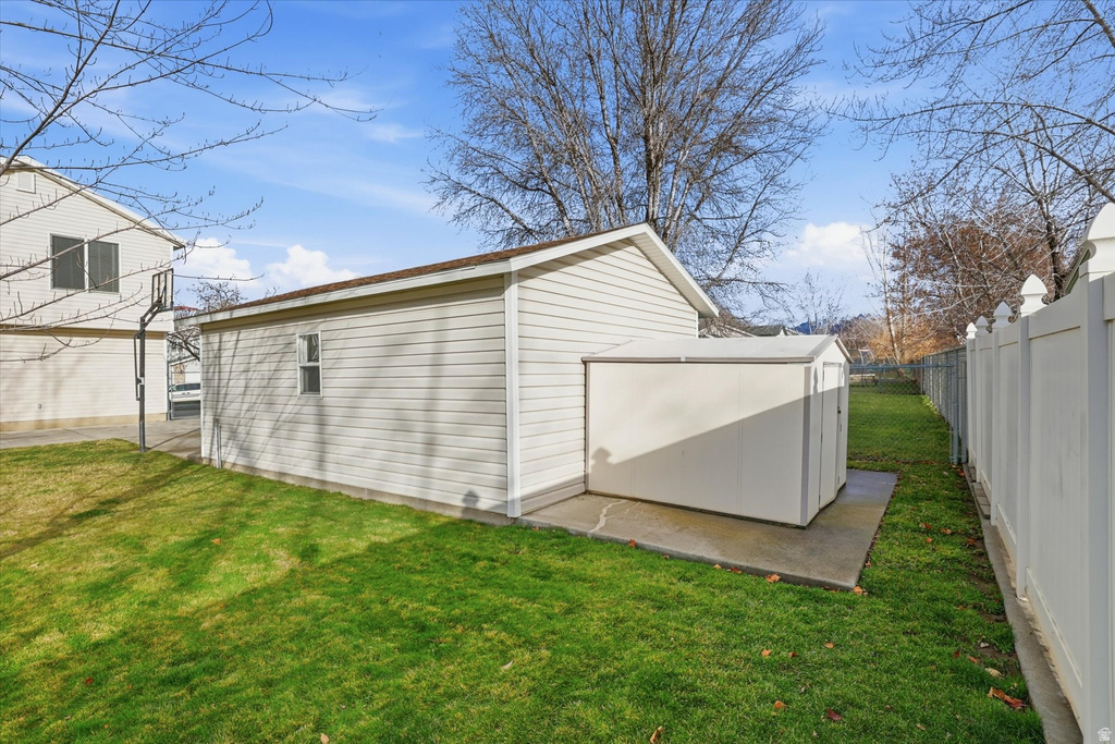 2673 W 3900 S Roy, UT 84067