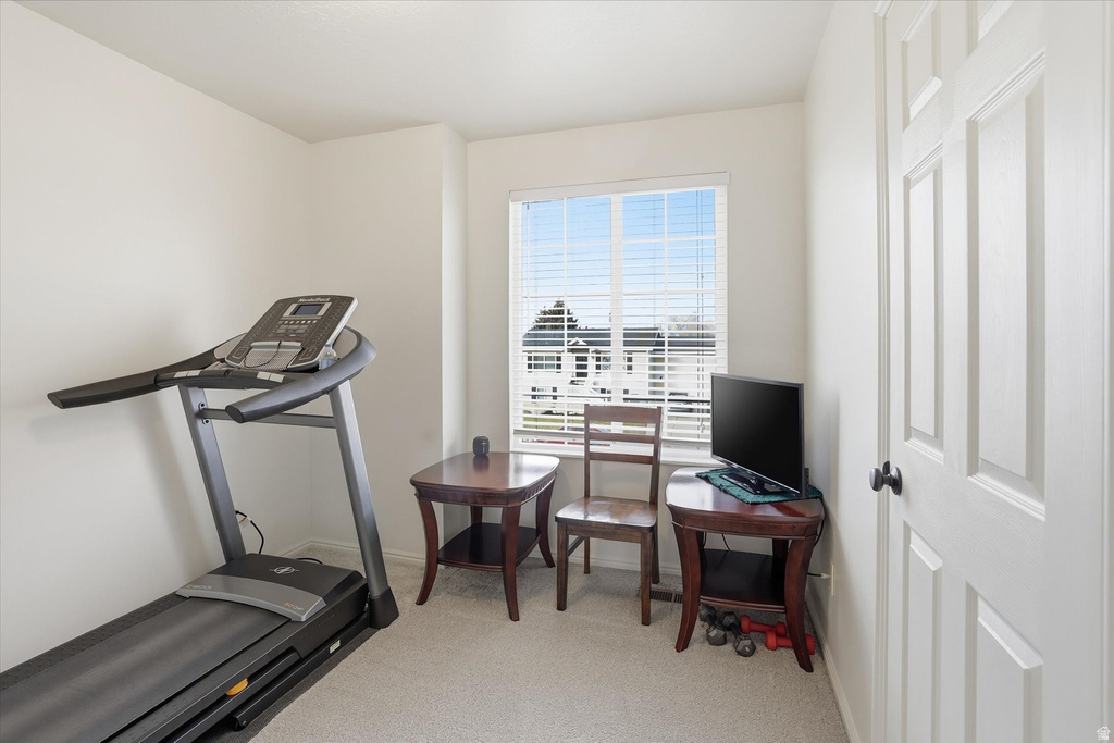 2673 W 3900 S Roy, UT 84067