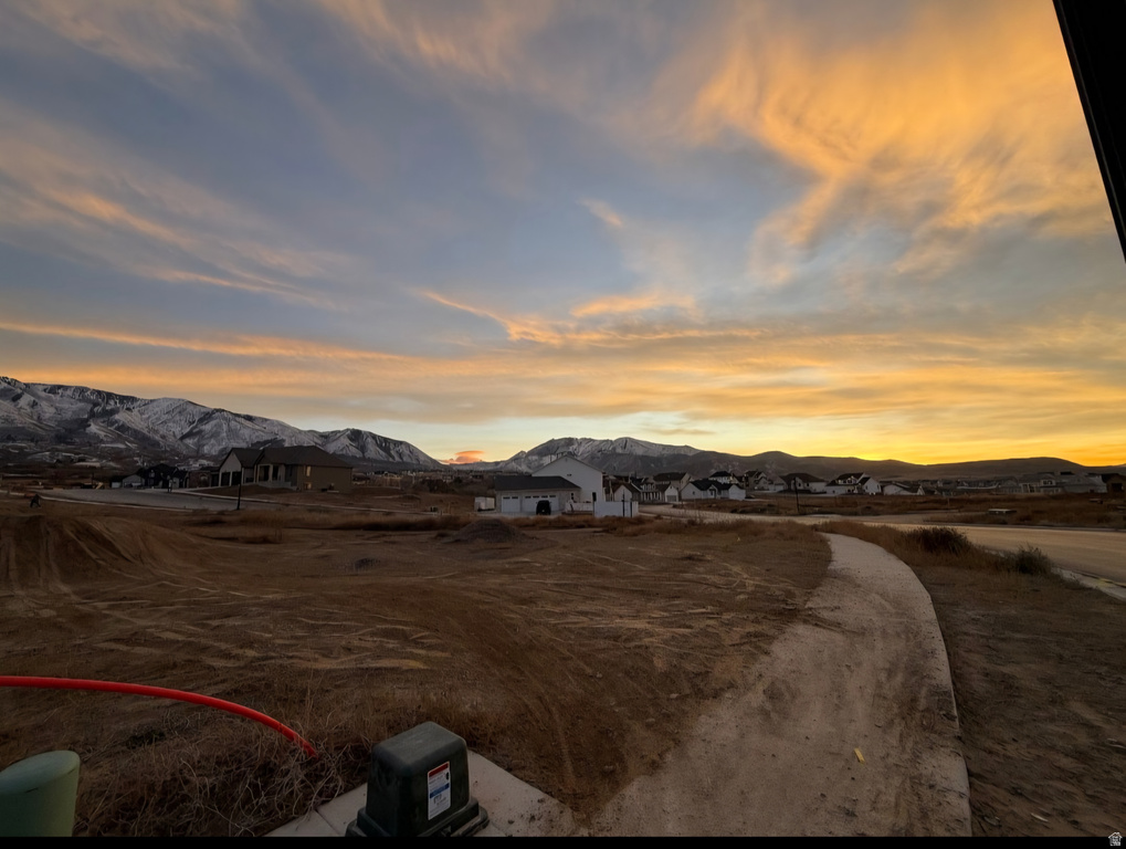 1373 S 315 E Salem, UT 84653