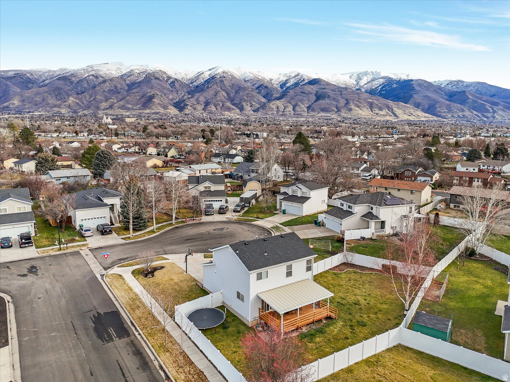 786 S 175 E Layton, UT 84041