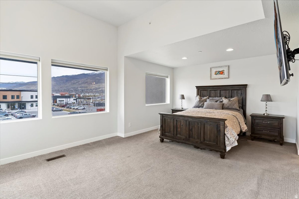 1196 W CLARK LN Farmington, UT 84025