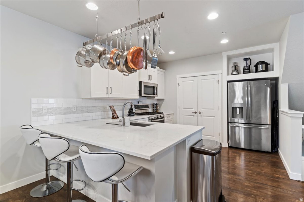 1196 W CLARK LN Farmington, UT 84025