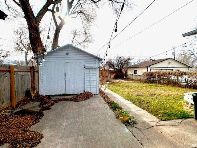 222 E COATSVILLE AVE Salt Lake City, UT 84115