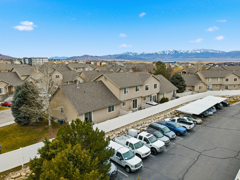 204 W CRESCENT VIEW LN #111 Tooele, UT 84074
