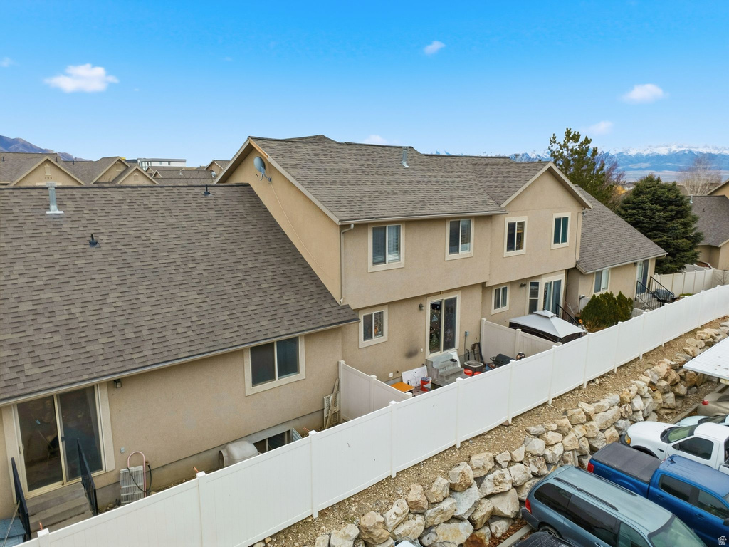 204 W CRESCENT VIEW LN #111 Tooele, UT 84074