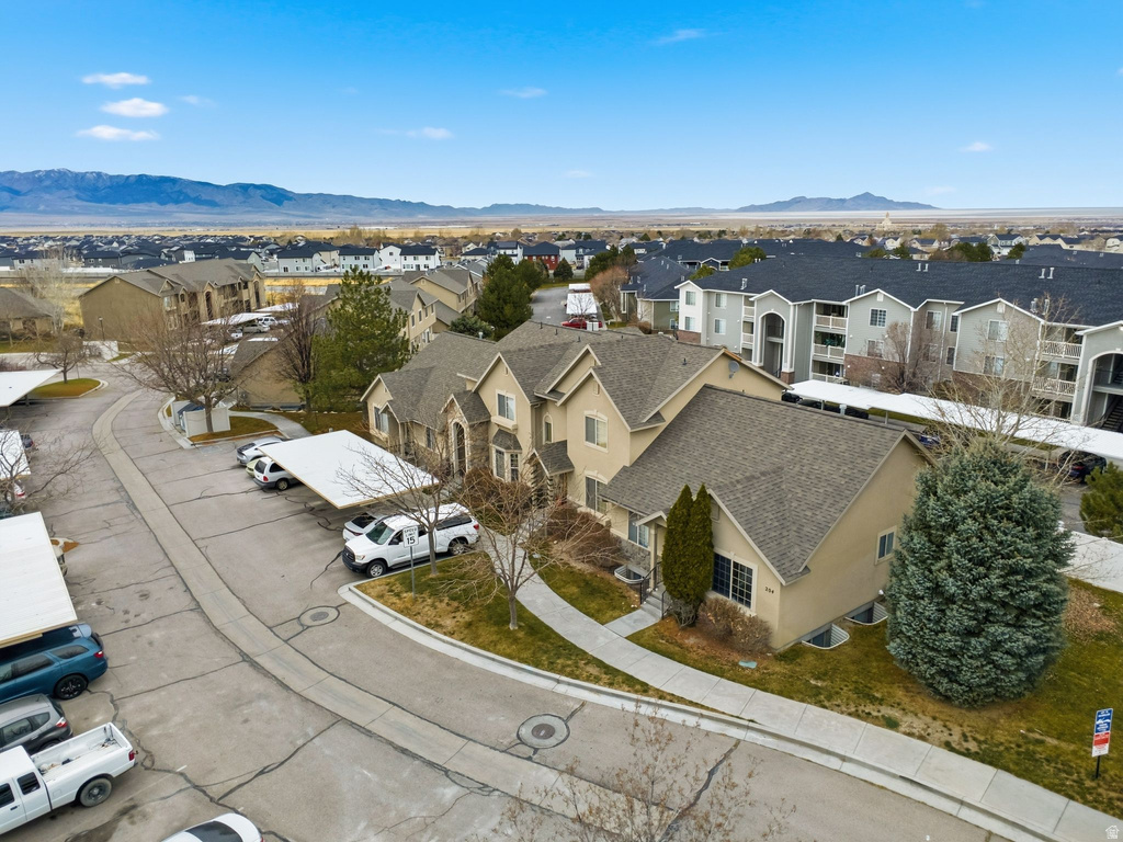 204 W CRESCENT VIEW LN #111 Tooele, UT 84074