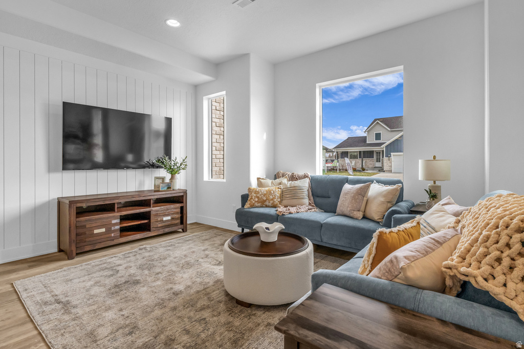 2732 S ALLISON WAY #214 Syracuse, UT 84075