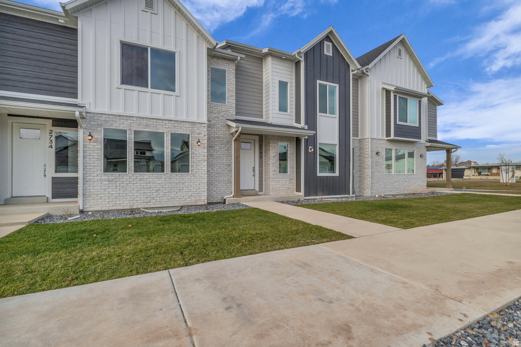 2732 S ALLISON WAY #214 Syracuse, UT 84075