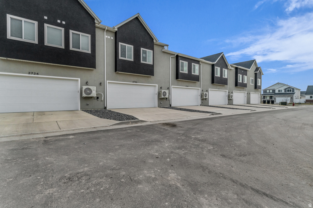 2732 S ALLISON WAY #214 Syracuse, UT 84075