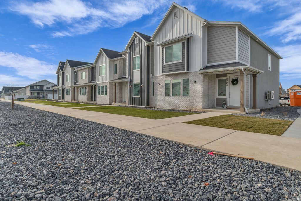 2732 S ALLISON WAY #214 Syracuse, UT 84075