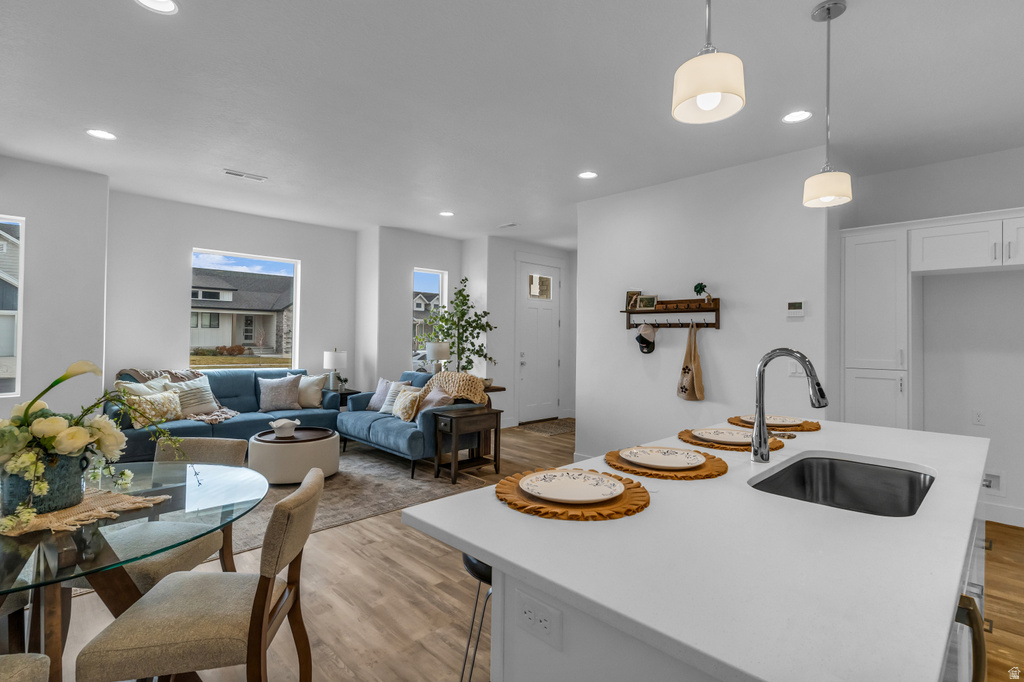 2732 S ALLISON WAY #214 Syracuse, UT 84075