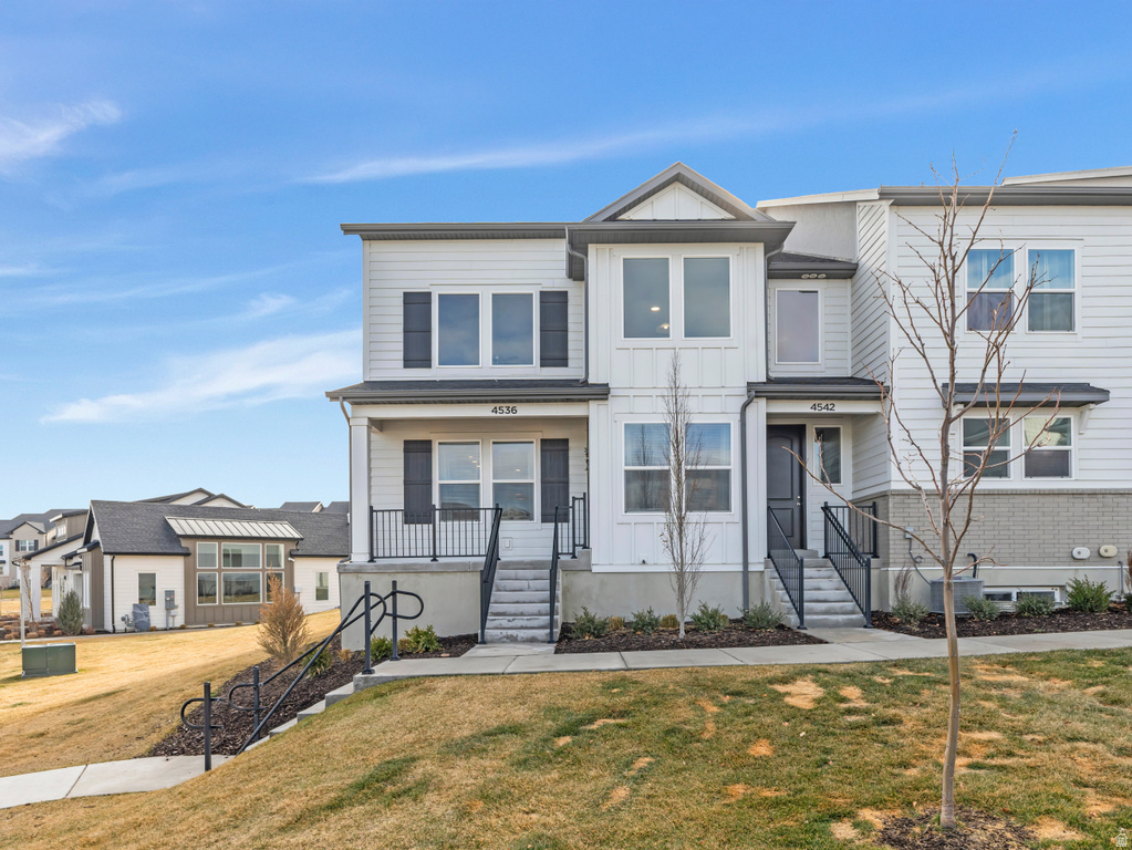 4536 W PARKES PEAK LN Herriman, UT 84096