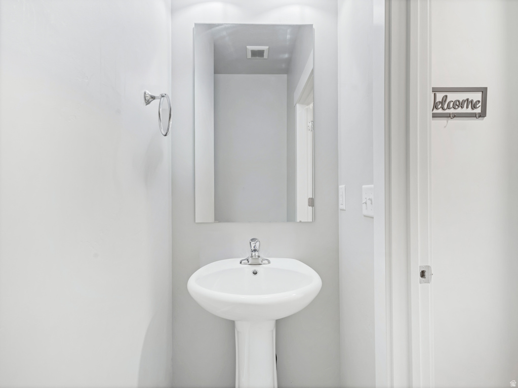 4536 W PARKES PEAK LN Herriman, UT 84096