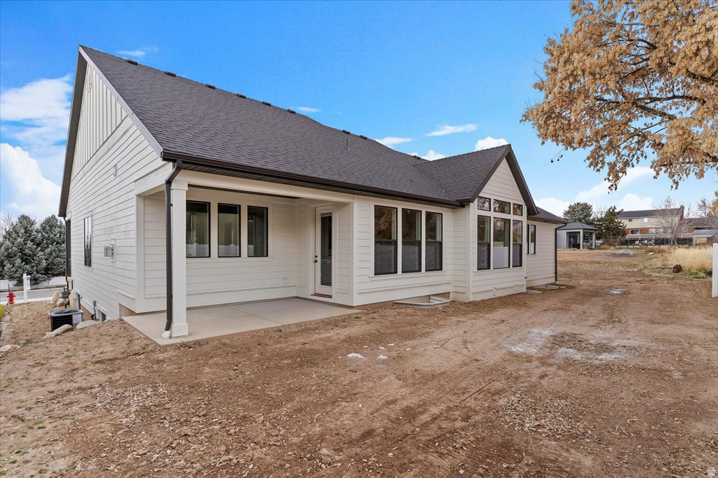 1204 N 1875 E Layton, UT 84040