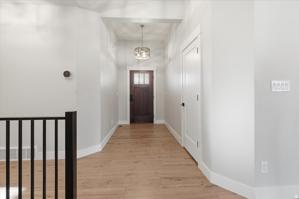 553 S LAKE VIEW DR Mantua, UT 84324