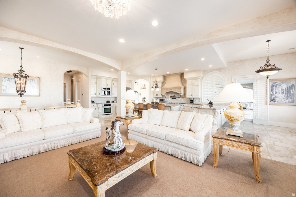 802 EAGLEPOINTE DR North Salt Lake, UT 84054