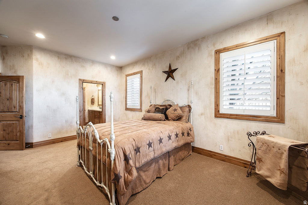 802 EAGLEPOINTE DR North Salt Lake, UT 84054