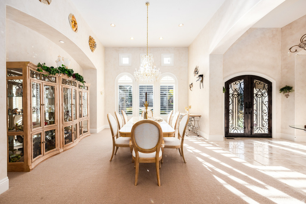 802 EAGLEPOINTE DR North Salt Lake, UT 84054