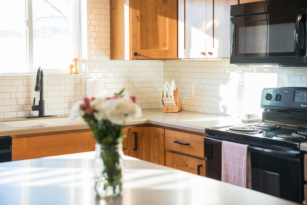 591 N 2425 W Maeser, UT 84078