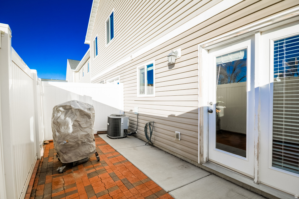 591 N 2425 W Maeser, UT 84078