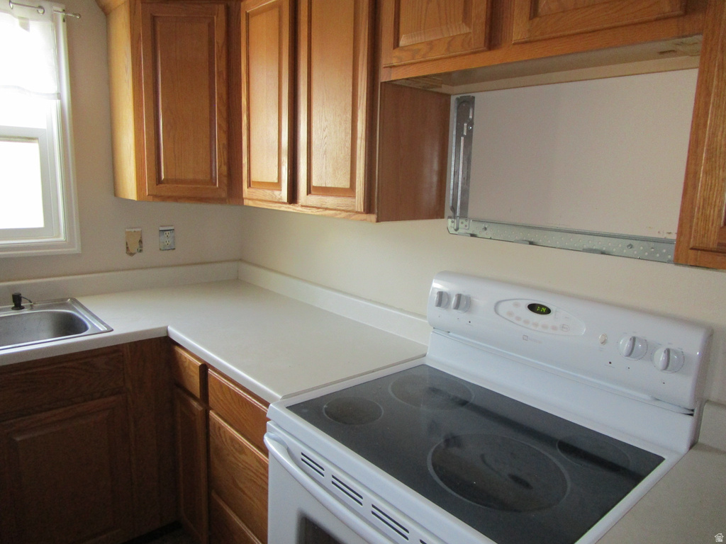 326 BANNOCK ST Malad City, ID 83252