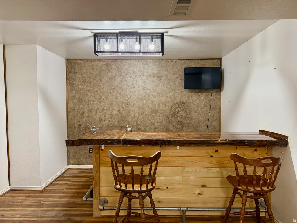 80 E 200 SOUTH ST Laketown, UT 84038