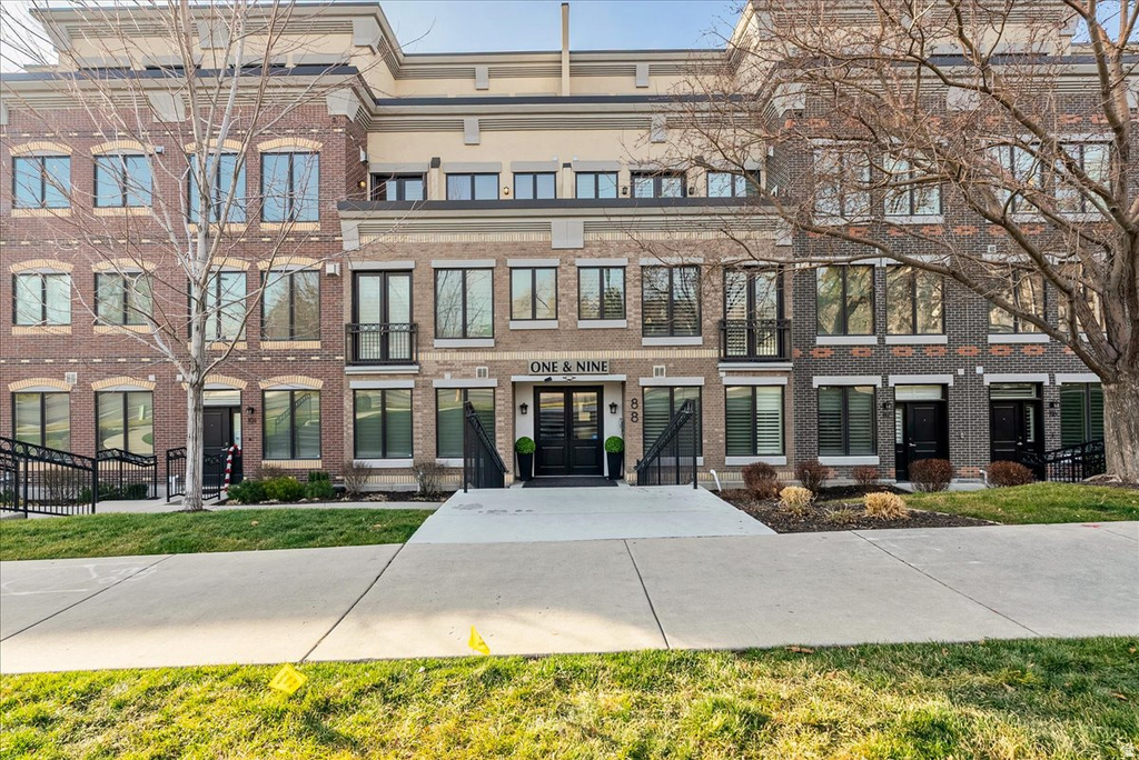 88 S 900 E #205 Salt Lake City, UT 84102