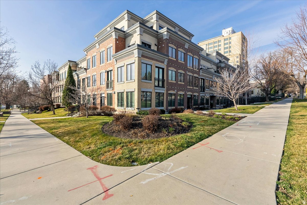 88 S 900 E #205 Salt Lake City, UT 84102