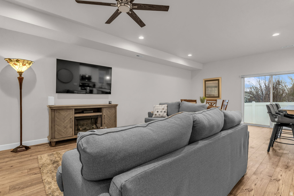 1517 E PRIMROSE LN Layton, UT 84040