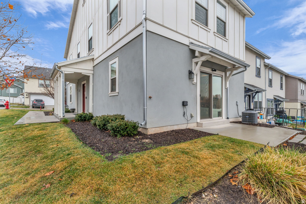 1517 E PRIMROSE LN Layton, UT 84040