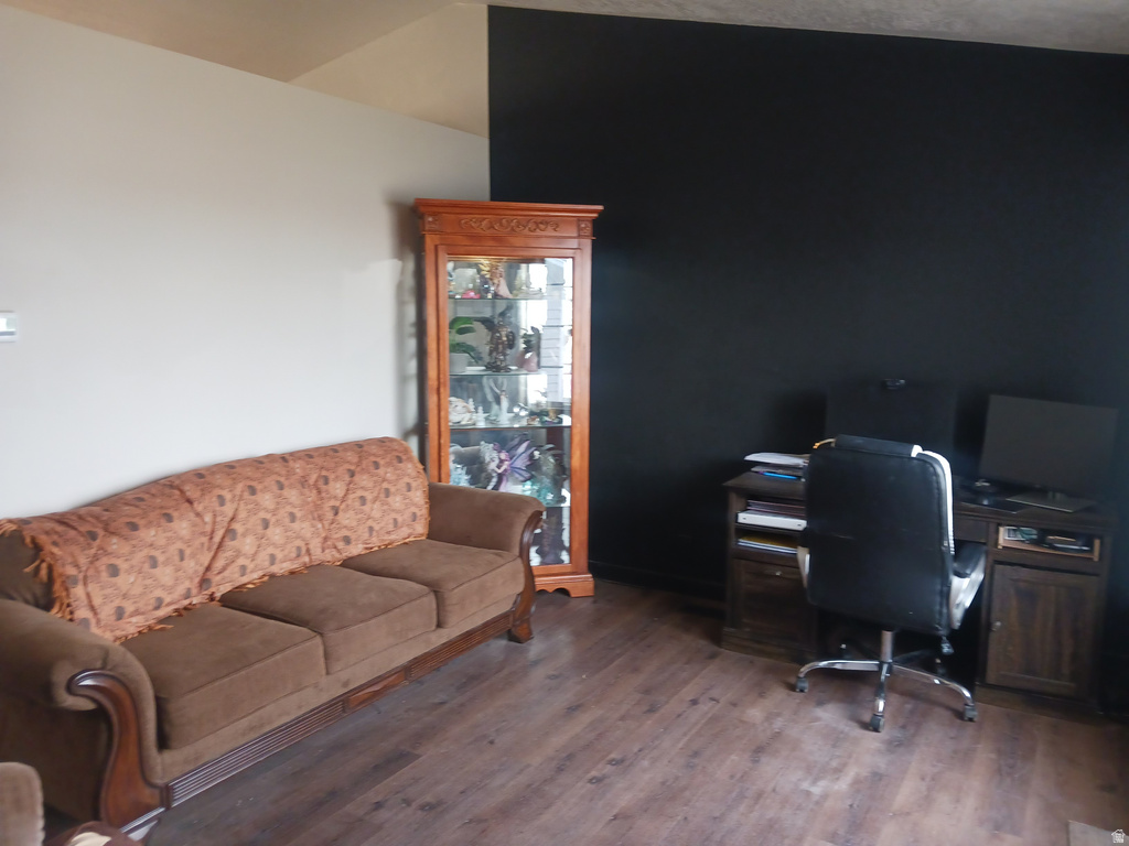 332 E 880 N Tooele, UT 84074