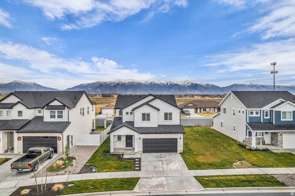 2811 S 2425 W Syracuse, UT 84075