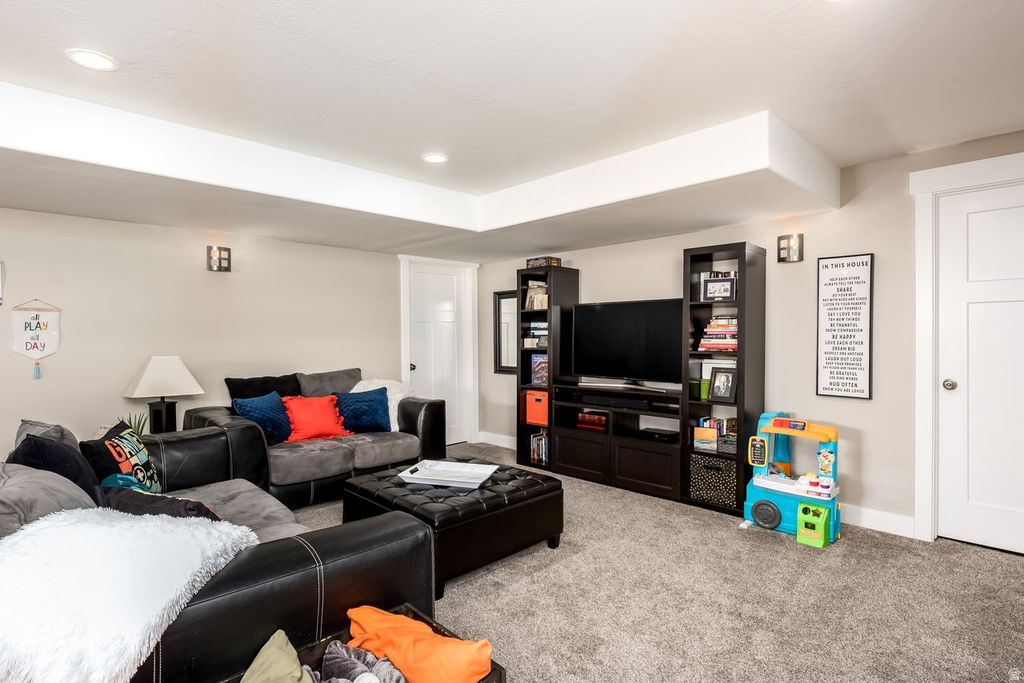 954 S 1050 W Tooele, UT 84074