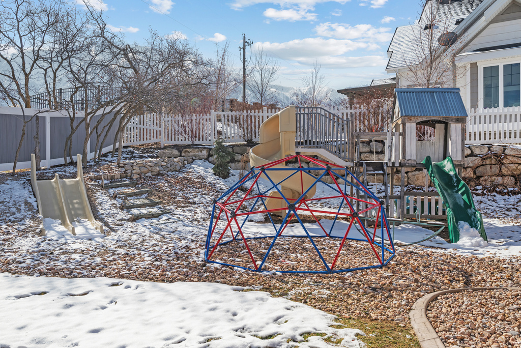 1137 S 925 E Salem, UT 84653