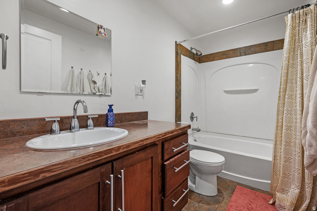 1137 S 925 E Salem, UT 84653