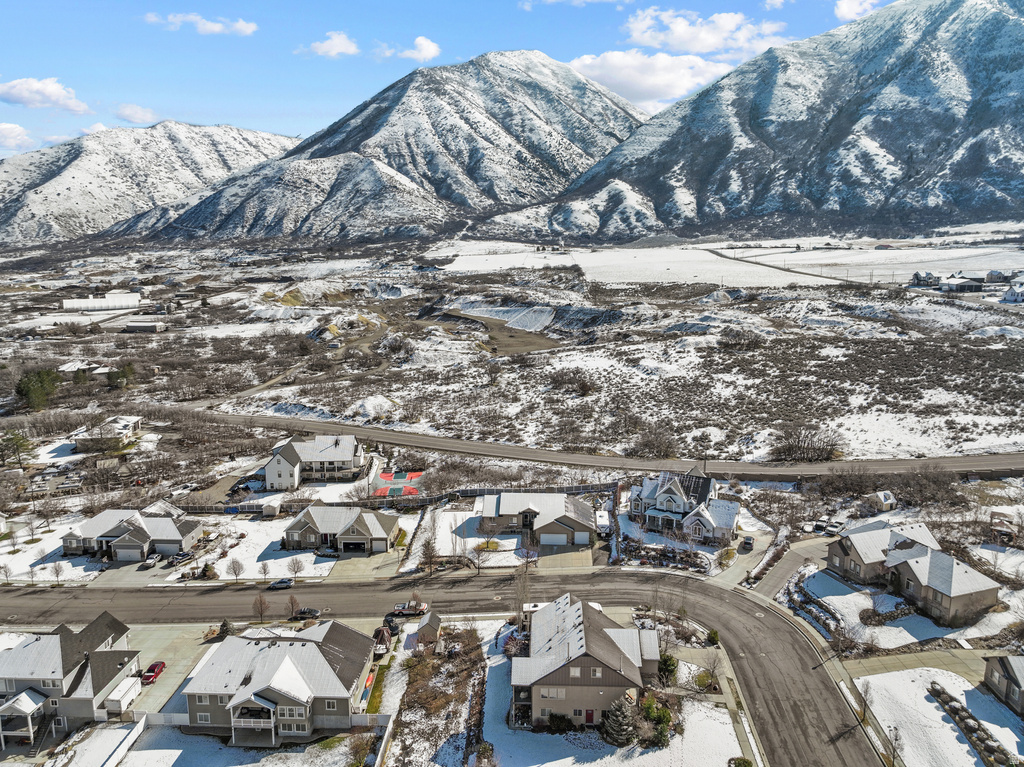 1137 S 925 E Salem, UT 84653