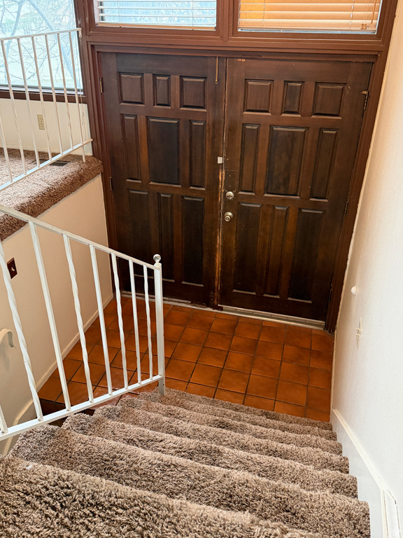 5324 S ROBINWOOD CIR Taylorsville, UT 84129