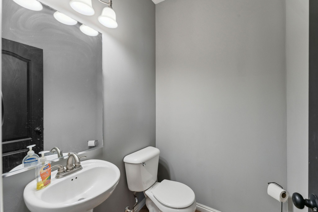 6169 N SCHOONER LN Stansbury Park, UT 84074