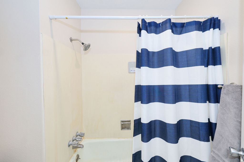 5321 S 580 E #F Murray, UT 84107