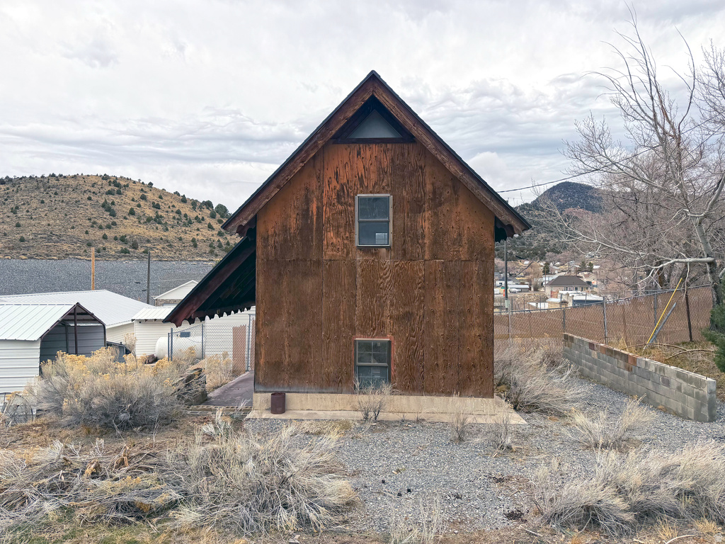 86 S HATFIELD Eureka, UT 84628