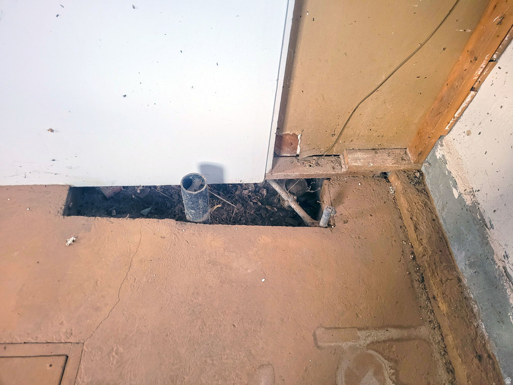 86 S HATFIELD Eureka, UT 84628