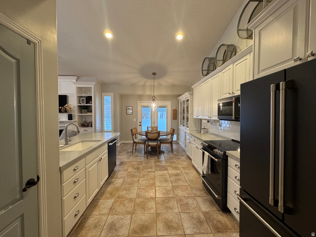 5062 W CINDY LN South Jordan, UT 84009