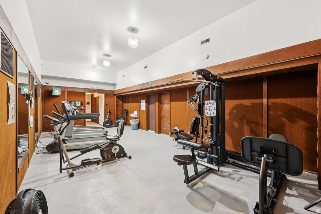 2409 W HARDROCK DR Taylorsville, UT 84129