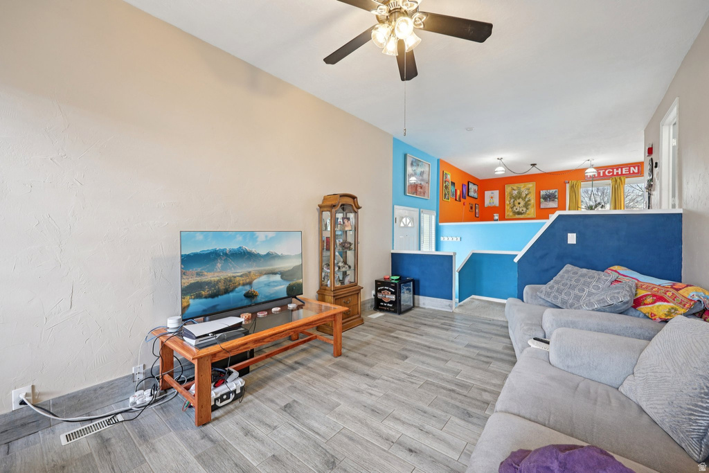 2409 W HARDROCK DR Taylorsville, UT 84129