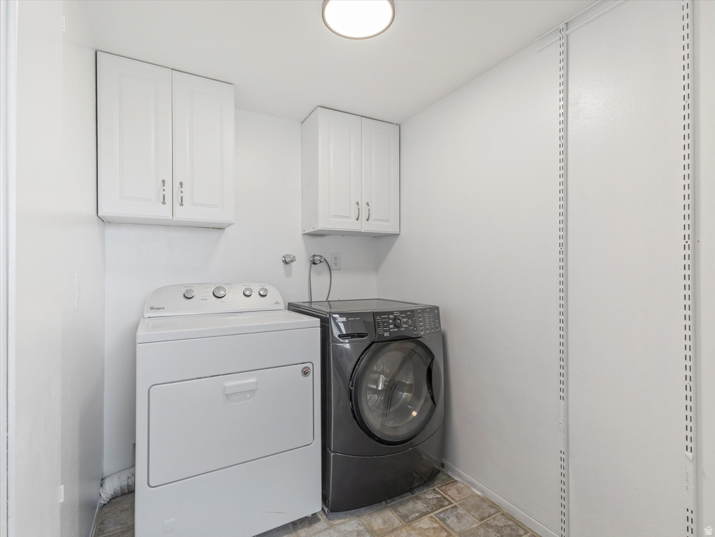 693 KINGSTON CIR Tooele, UT 84074