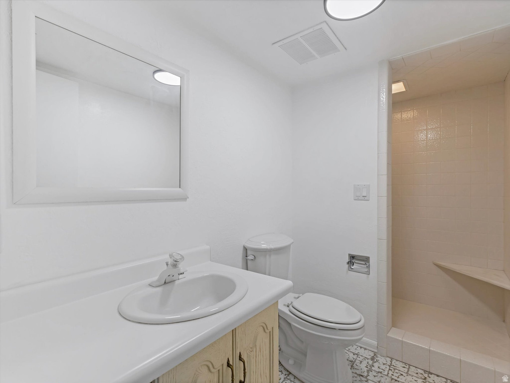 693 KINGSTON CIR Tooele, UT 84074