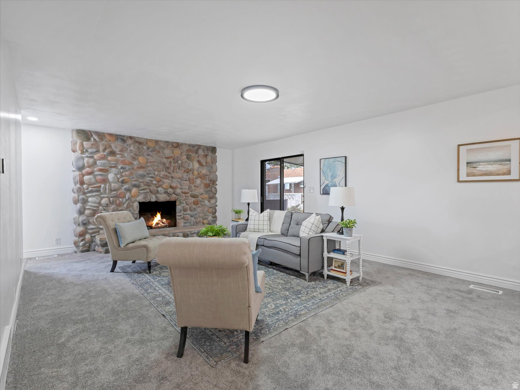 693 KINGSTON CIR Tooele, UT 84074