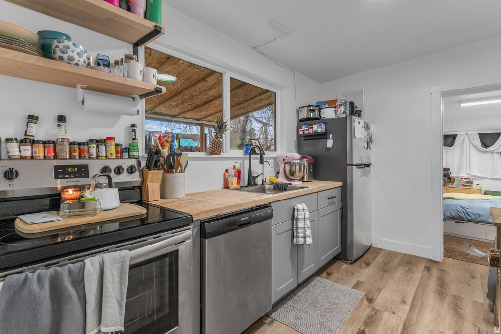 4380 S EBONY AVE Taylorsville, UT 84123