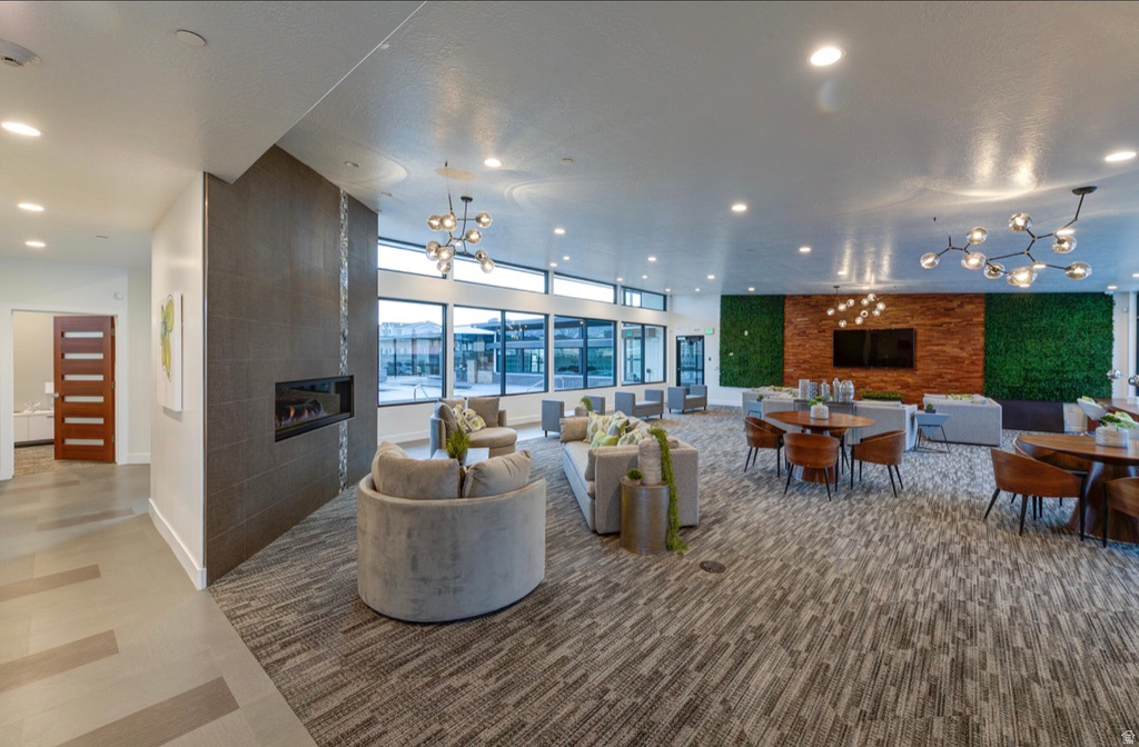 283 N 590 E Vineyard, UT 84059