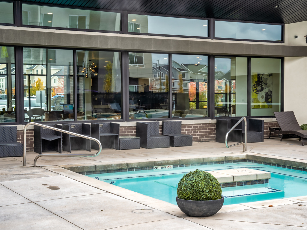 283 N 590 E Vineyard, UT 84059